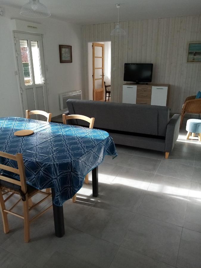 Villa Chez Colette Montviron Esterno foto